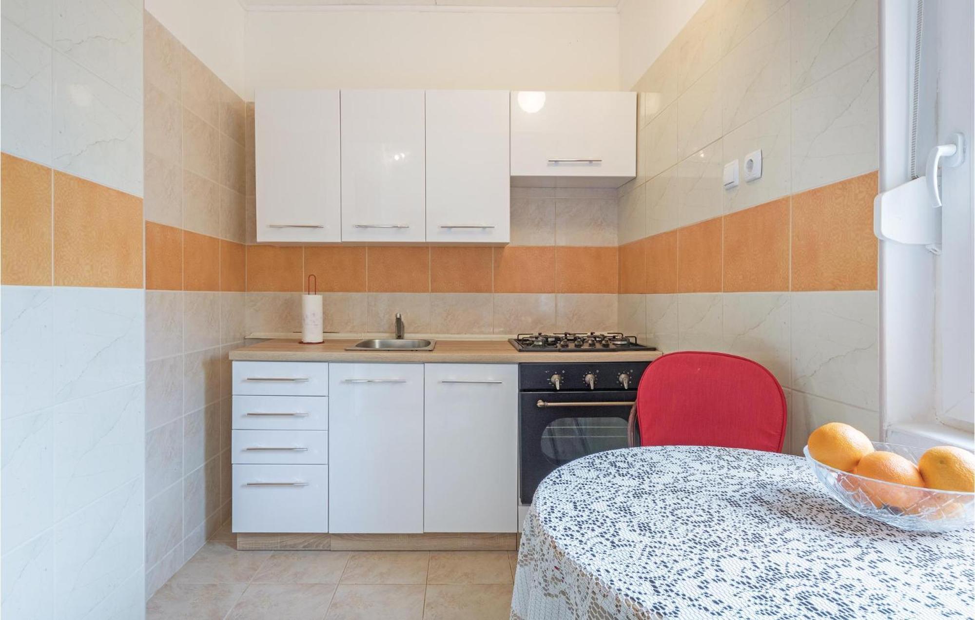 Awesome Apartment In Fazana With Wifi Exterior photo