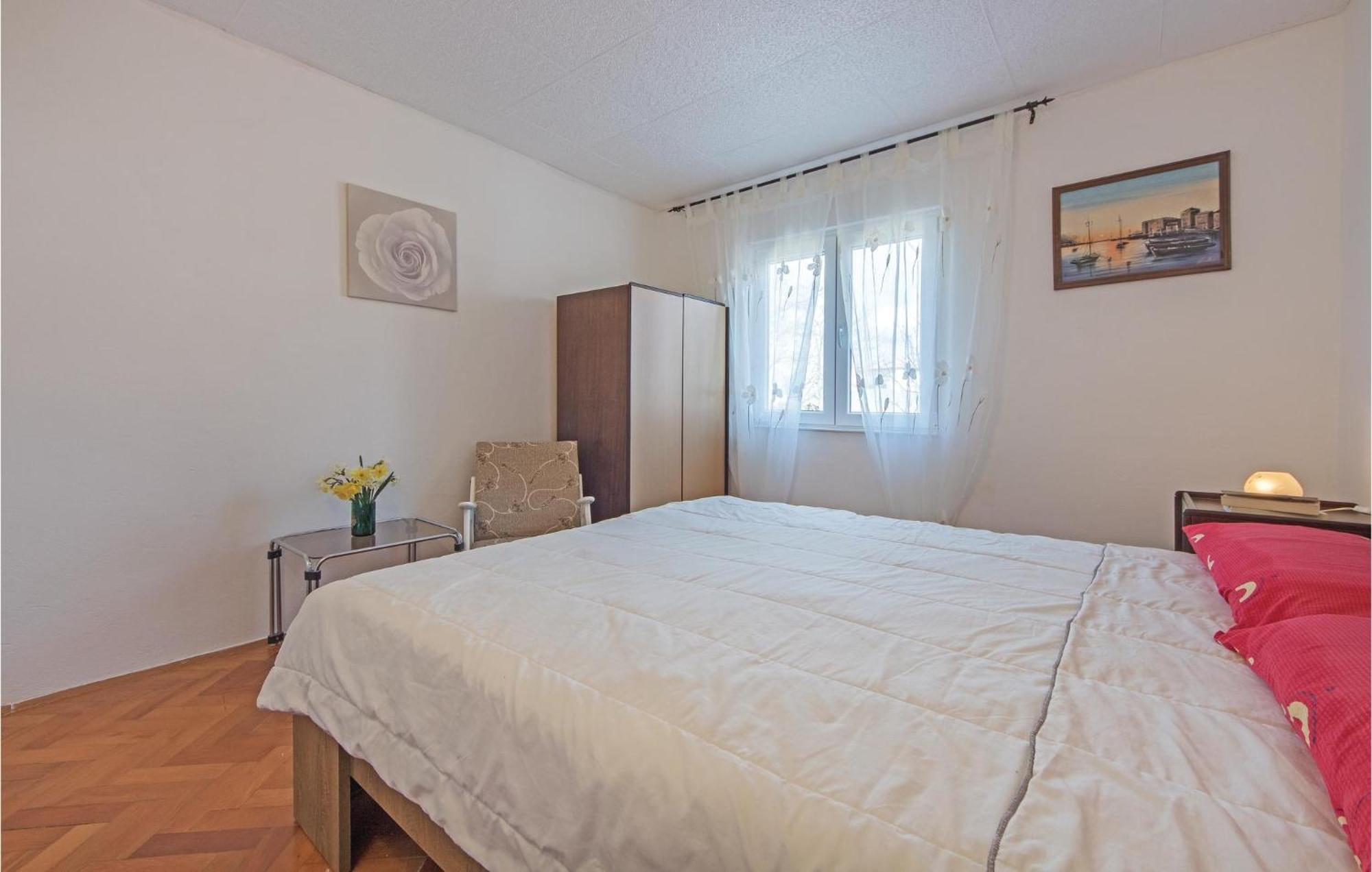Awesome Apartment In Fazana With Wifi Exterior photo