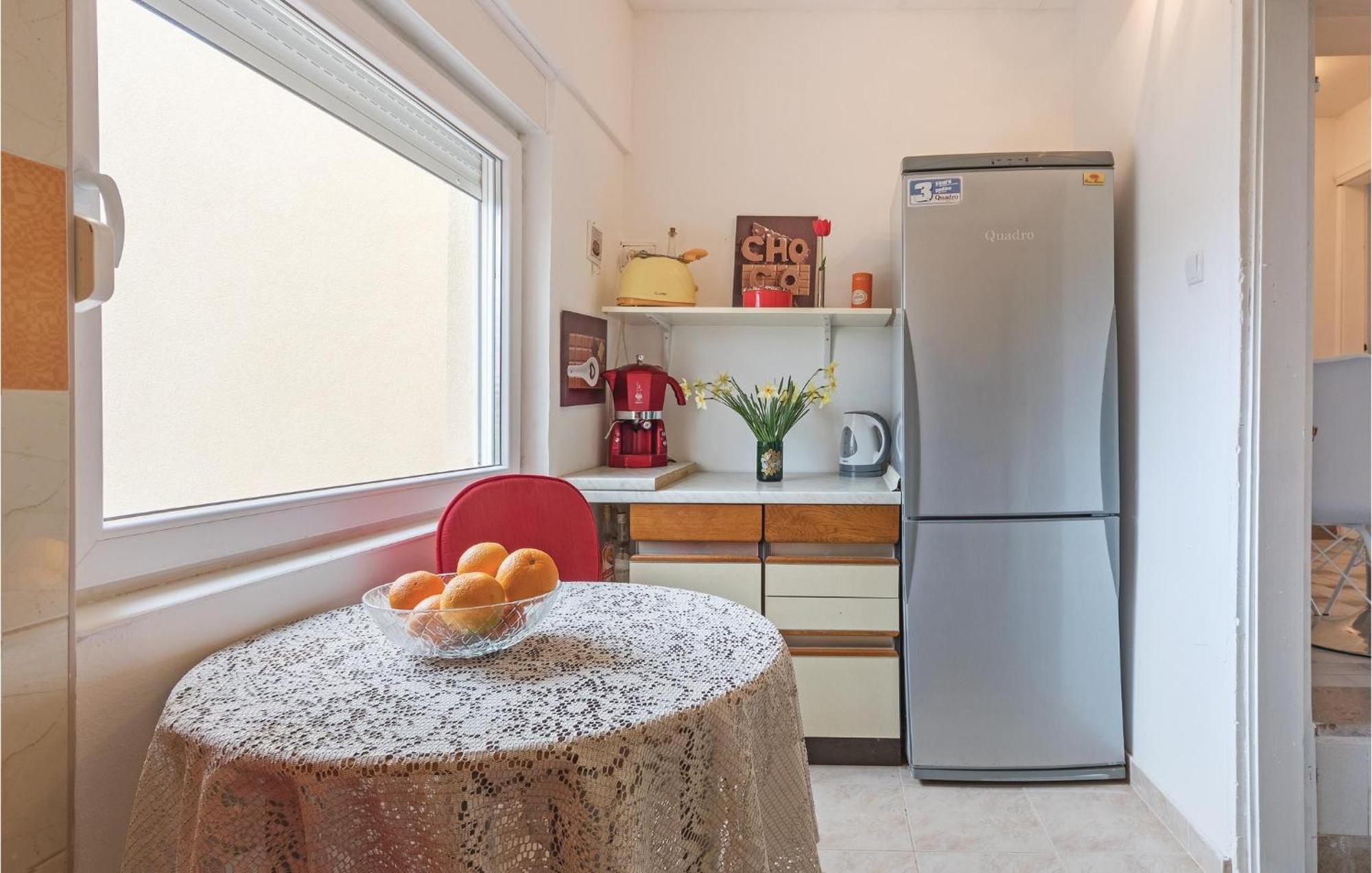 Awesome Apartment In Fazana With Wifi Exterior photo